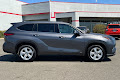 2022 Toyota Highlander Hybrid LE