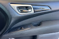 2017 Nissan Pathfinder SV