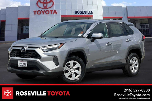 2023 Toyota RAV4 LE