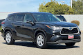 2022 Toyota Highlander Hybrid LE