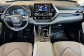 2022 Toyota Highlander Hybrid LE