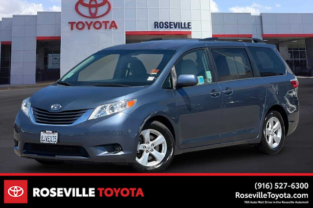 2015 Toyota Sienna LE