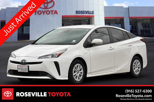 2022 Toyota Prius LE