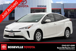 2022 Toyota Prius LE