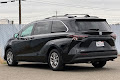 2025 Toyota Sienna LE