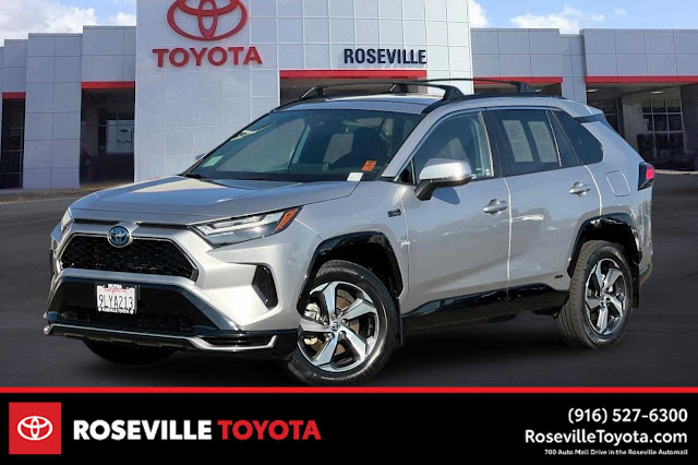 2024 Toyota RAV4 Prime SE