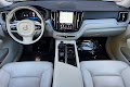 2023 Volvo XC60 Plus Bright Theme