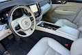 2023 Volvo XC60 Plus Bright Theme