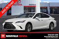 2019 Lexus ES 300h Luxury