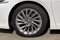 2019 Lexus ES 300h Luxury