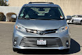 2019 Toyota Sienna XLE