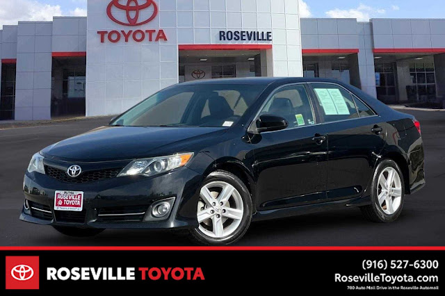 2012 Toyota Camry SE
