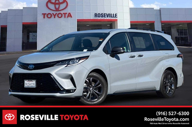 2025 Toyota Sienna XSE