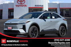 2027 Toyota C-HR SE