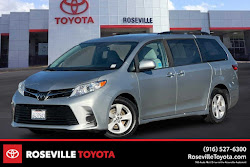 2020 Toyota Sienna LE