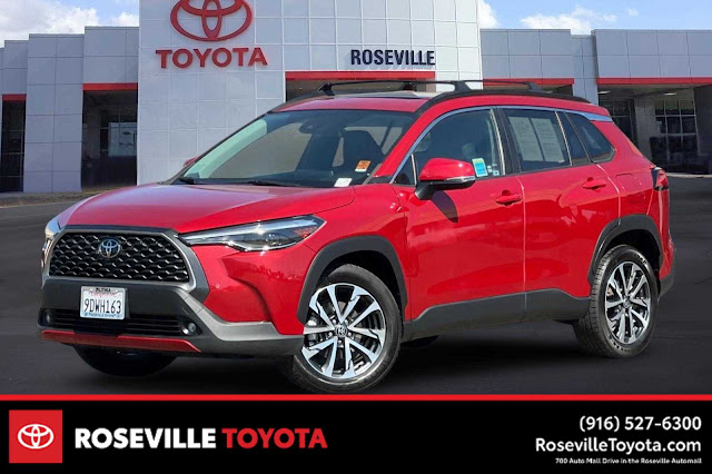2022 Toyota Corolla Cross XLE