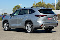 2025 Toyota Highlander Platinum