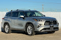 2025 Toyota Highlander Platinum