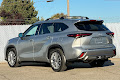 2025 Toyota Highlander Platinum
