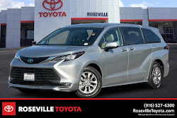2022 Toyota Sienna XLE