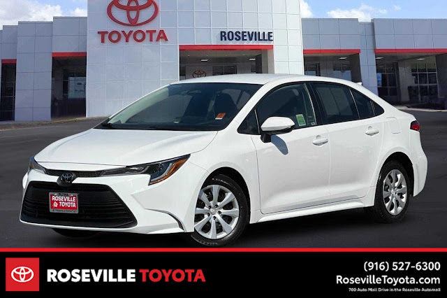 2025 Toyota Corolla LE