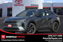 2027 Toyota C-HR SE