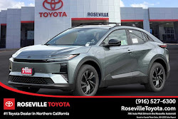 2027 Toyota C-HR SE